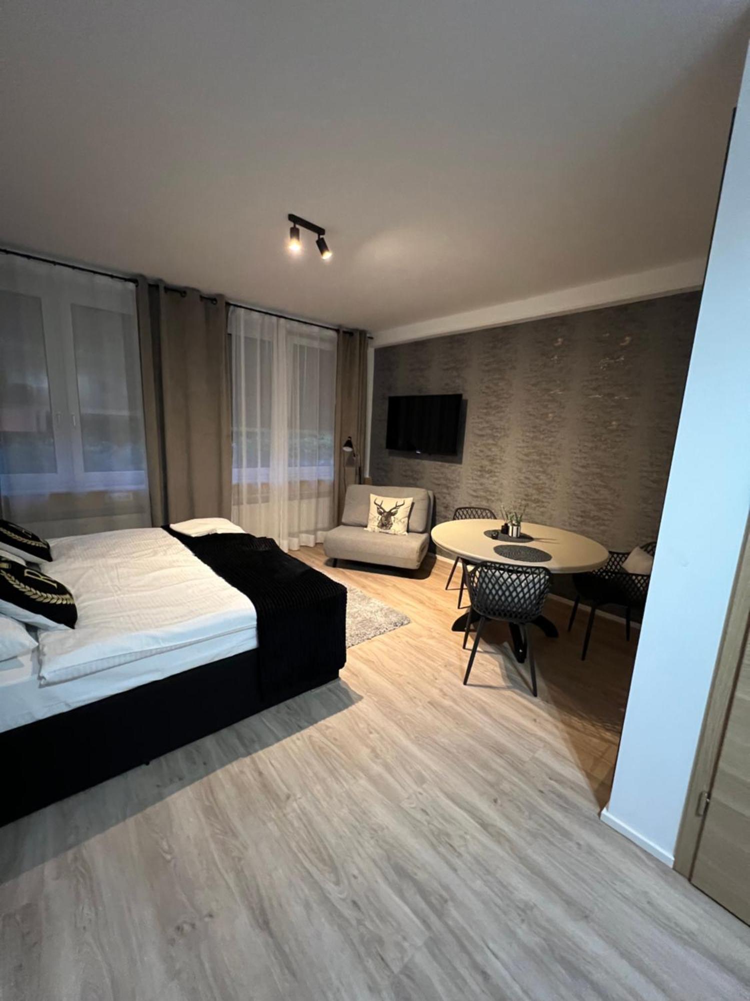 Alpha Rooms Backnang Buitenkant foto